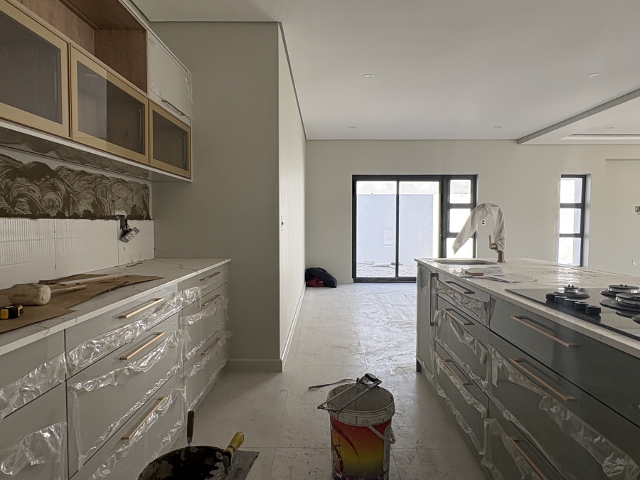 4 Bedroom Property for Sale in Sandown Western Cape